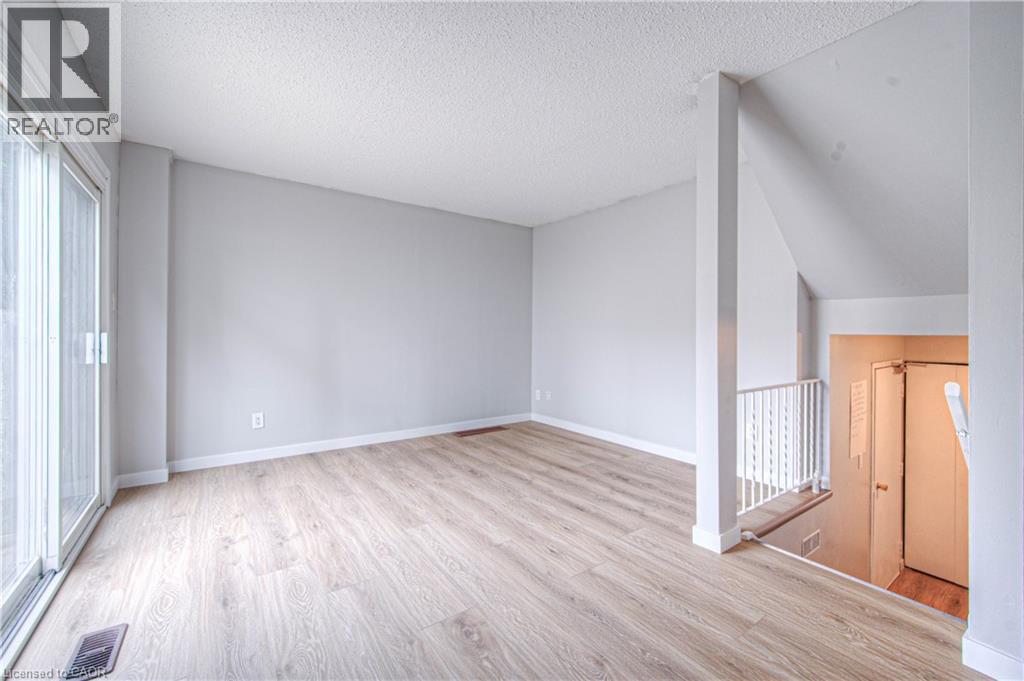Photo 7 of 135 Chalmers Street S Unit 65, Cambridge ON