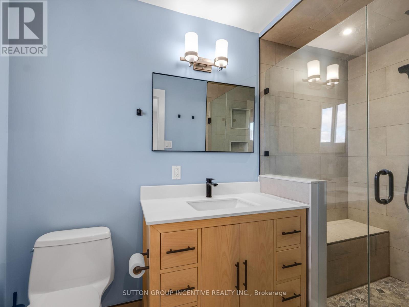 Photo 34 of 412 Orsi Avenue, Bradford West Gwillimbury ON