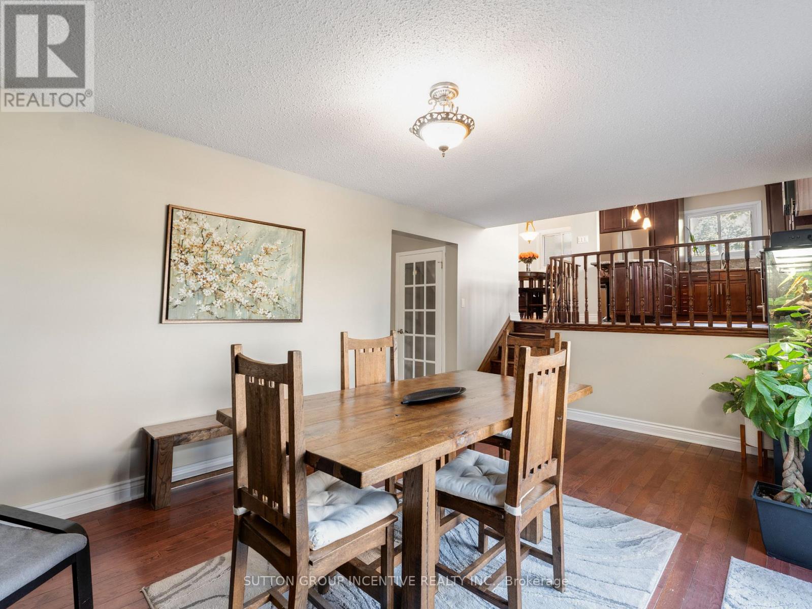 Photo 5 of 412 Orsi Avenue, Bradford West Gwillimbury ON