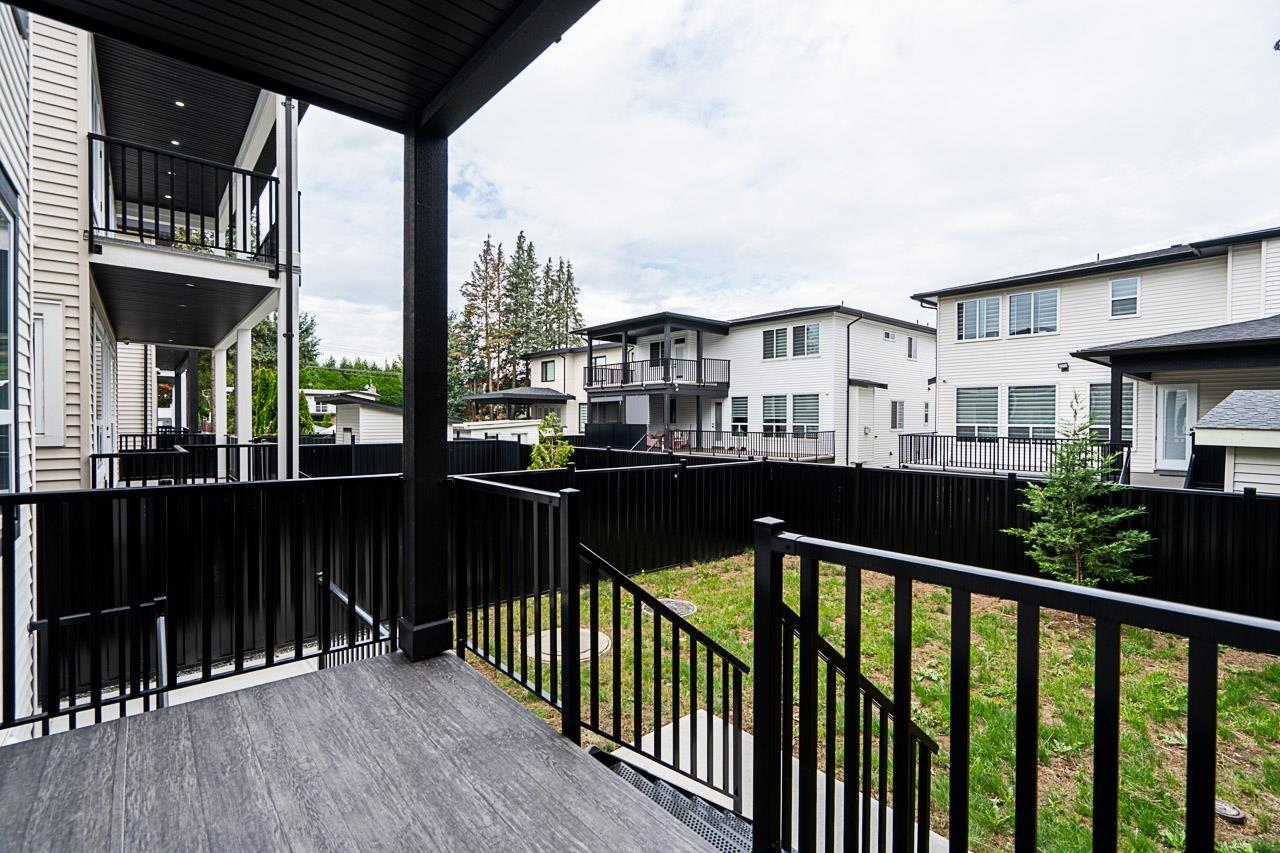 Photo 9 of 32735 Marshall Road, Abbotsford BC