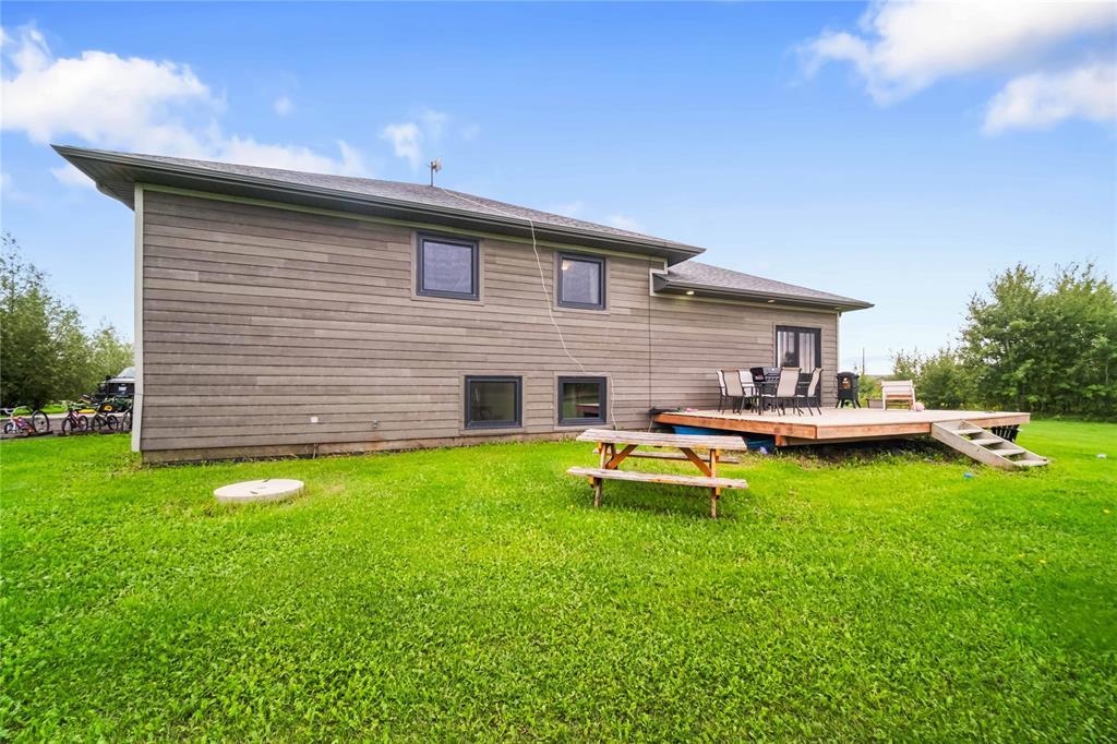 Photo 39 of 63 Grace Lane, Mitchell MB