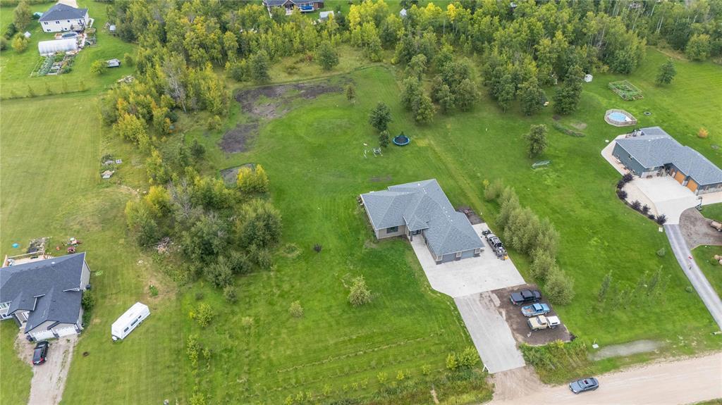 Photo 46 of 63 Grace Lane, Mitchell MB