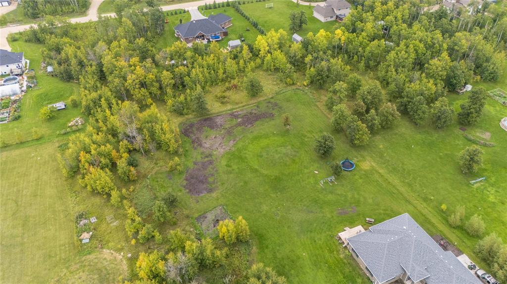 Photo 47 of 63 Grace Lane, Mitchell MB