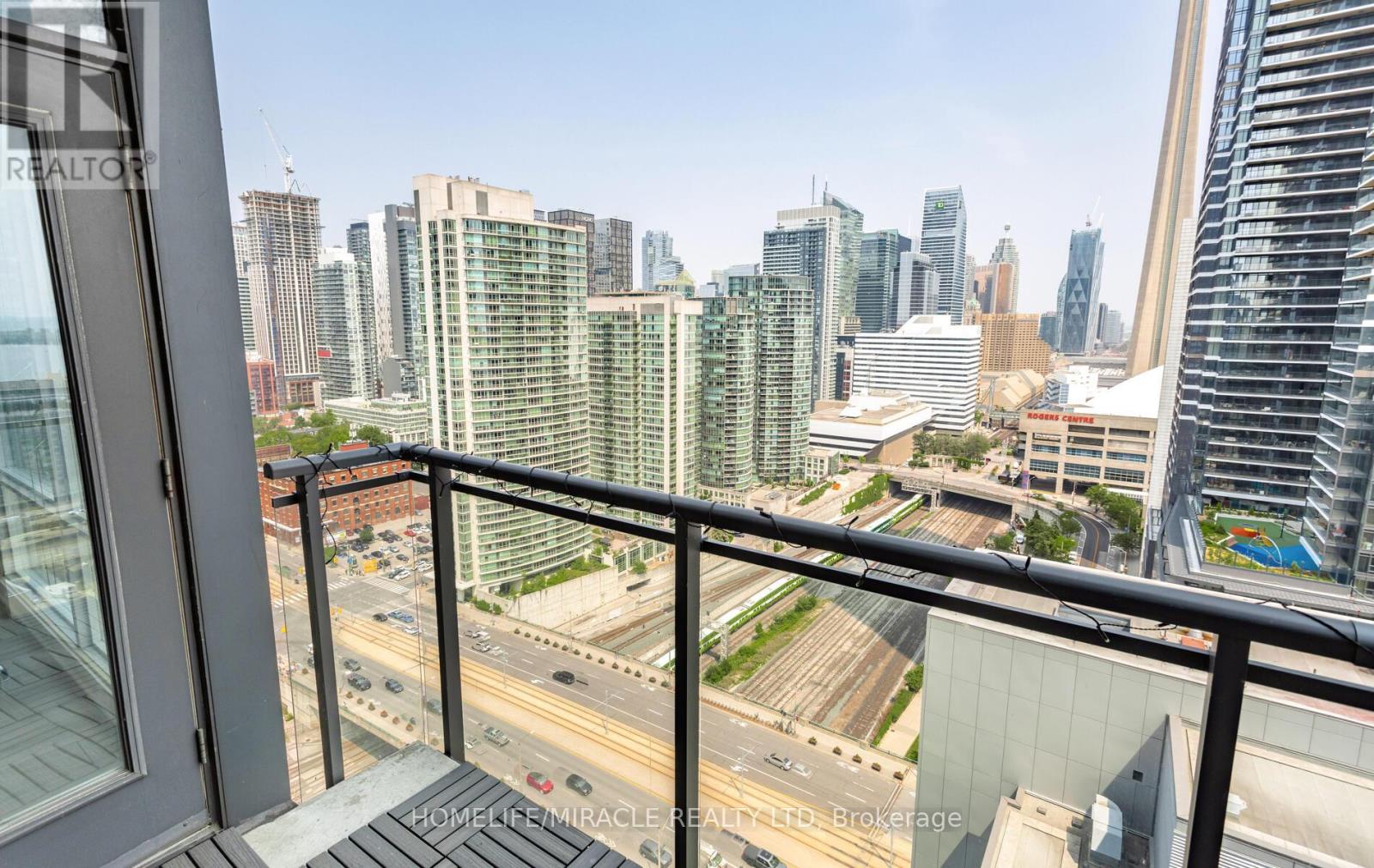 Photo 24 of 3002 25 Telegram Mews, Toronto ON