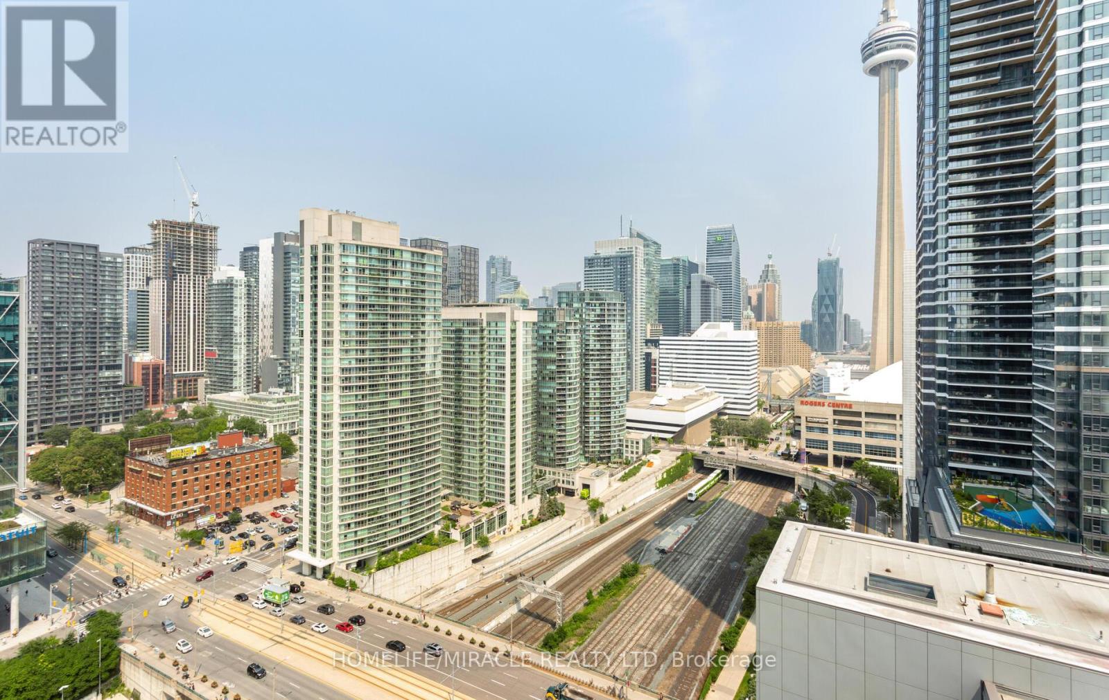 Photo 25 of 3002 25 Telegram Mews, Toronto ON