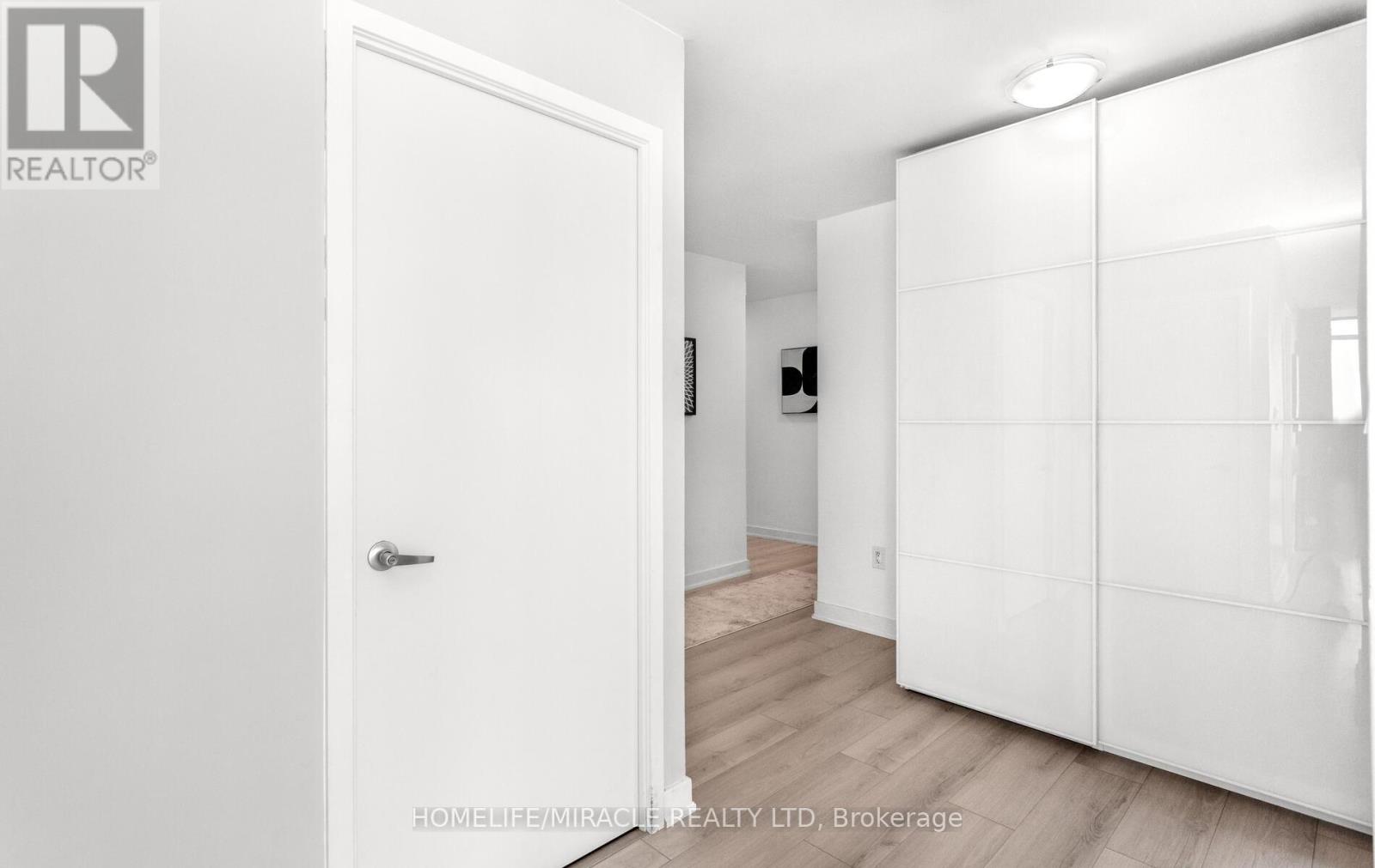 Photo 15 of 3002 25 Telegram Mews, Toronto ON