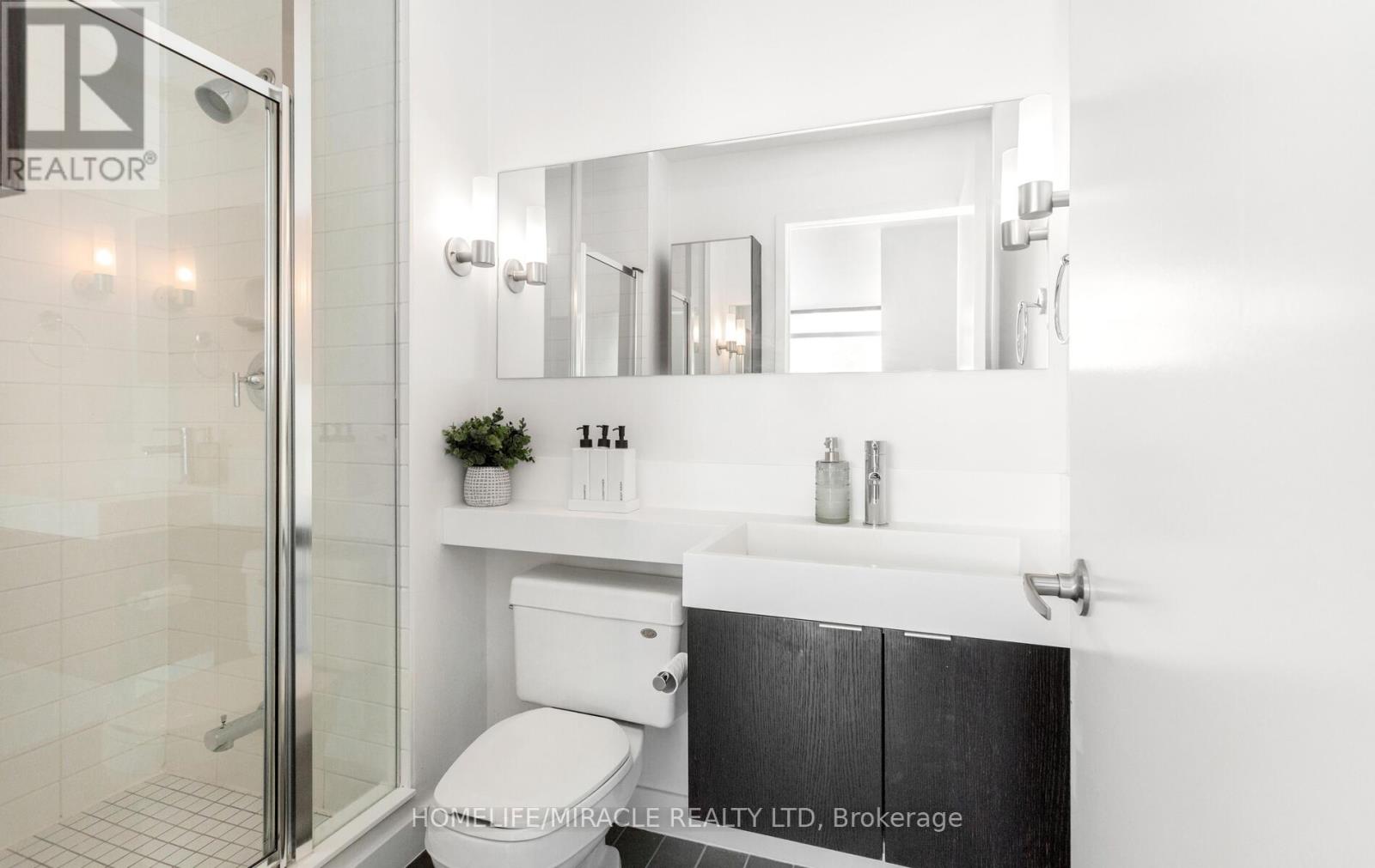 Photo 22 of 3002 25 Telegram Mews, Toronto ON