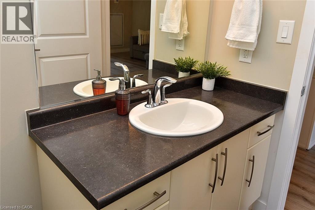 Photo 21 of 5317 Upper Middle Road Unit 231, Burlington ON