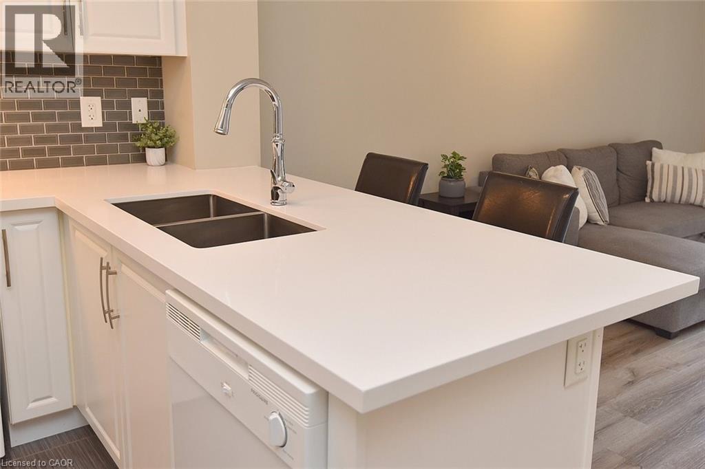 Photo 7 of 5317 Upper Middle Road Unit 231, Burlington ON