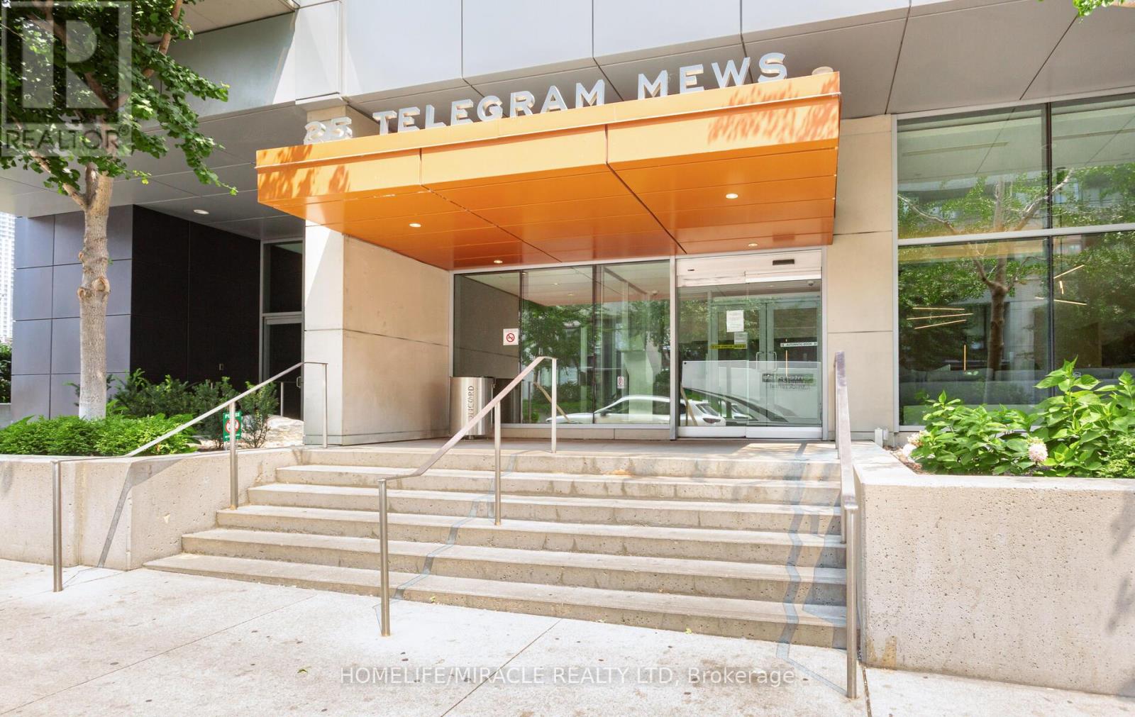 Photo 3 of 3002 25 Telegram Mews, Toronto ON
