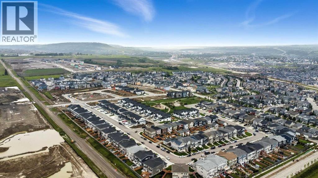 Photo 44 of 20 Heritage Lane, Cochrane AB