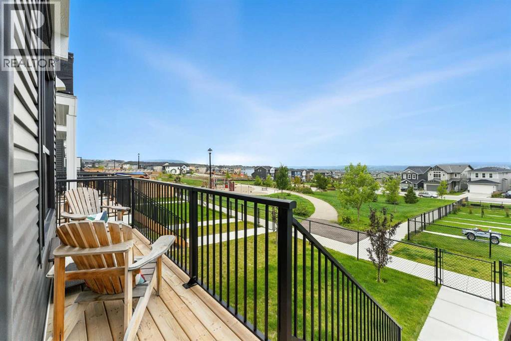 Photo 29 of 20 Heritage Lane, Cochrane AB