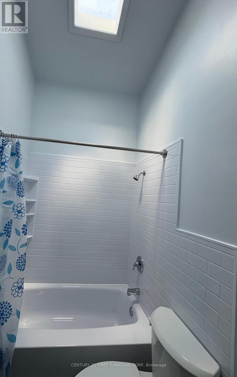 Photo 23 of 139 1090 Kipps Lane, London East ON