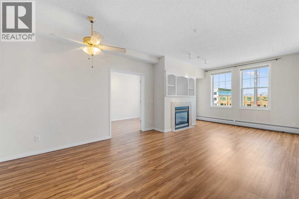 Photo 3 of 5304 14645 6 Street Sw, Calgary AB