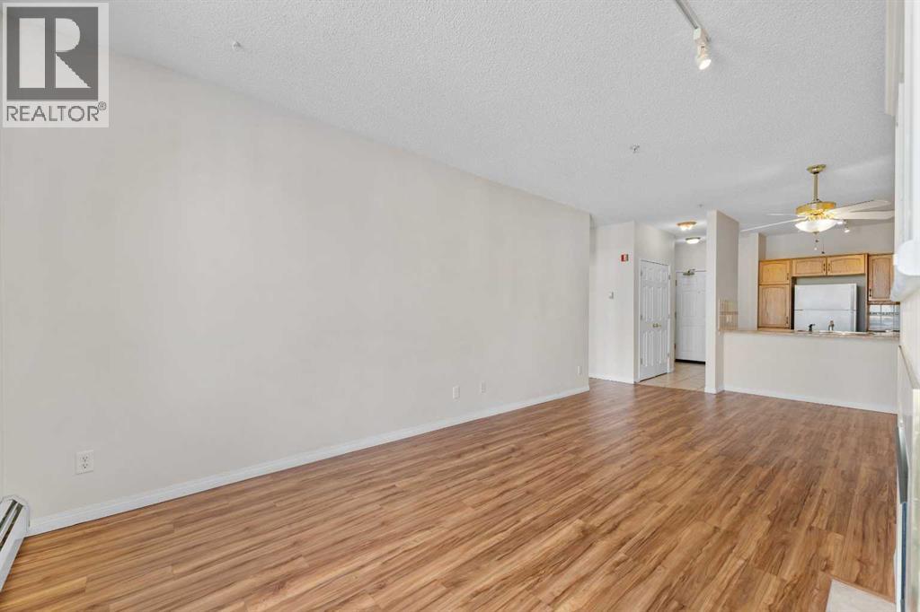 Photo 4 of 5304 14645 6 Street Sw, Calgary AB