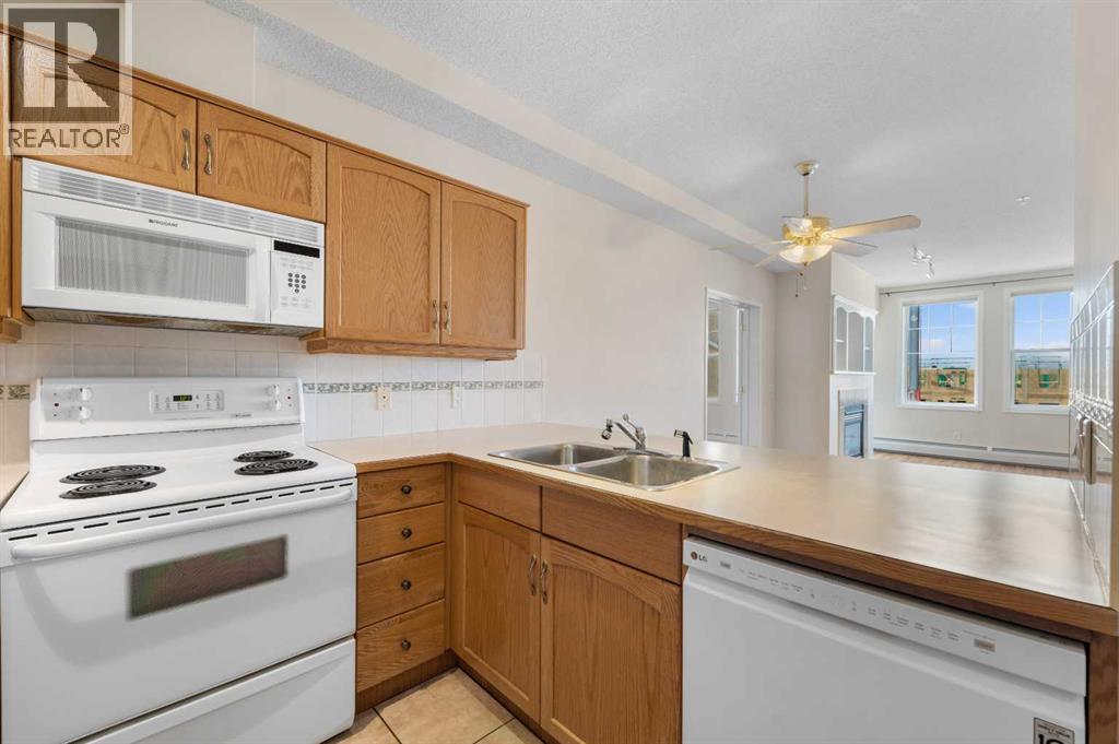 Photo 10 of 5304 14645 6 Street Sw, Calgary AB