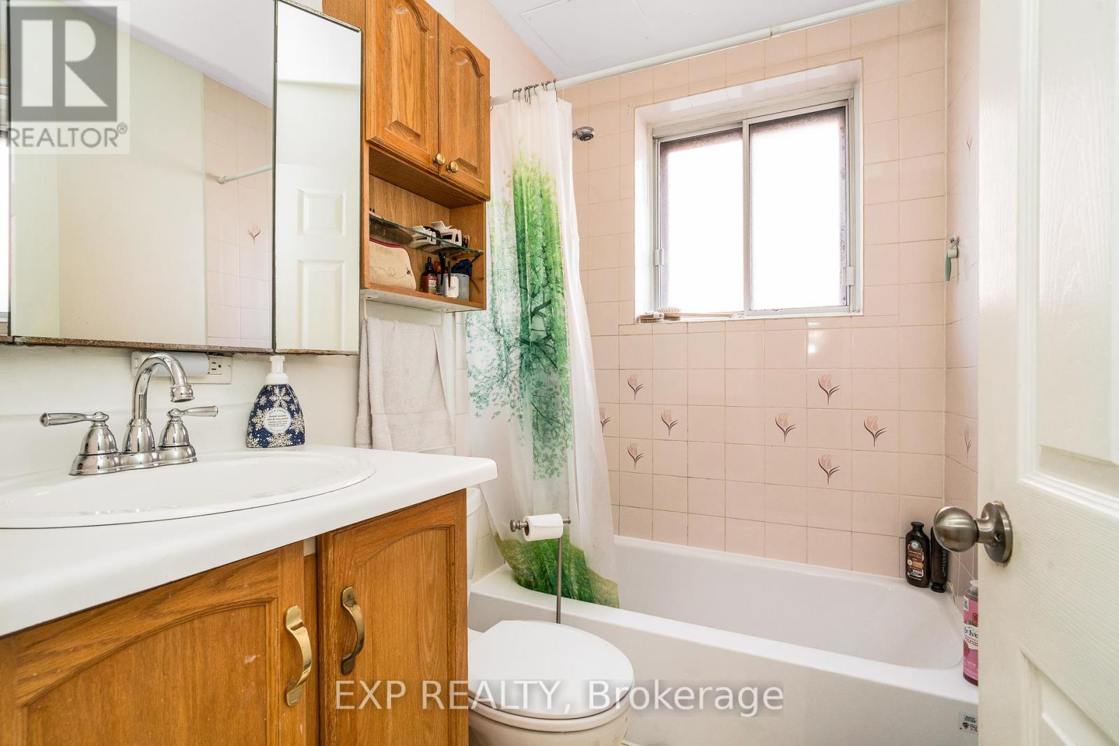 Photo 26 of 330 Donald Street, Ottawa ON