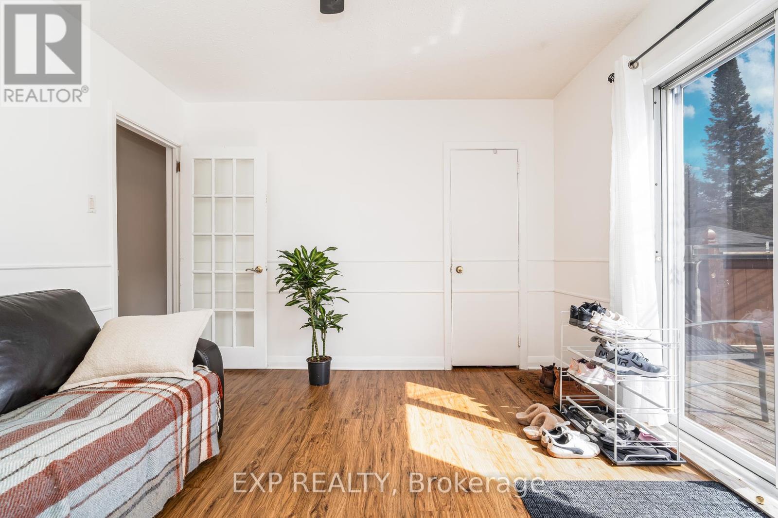 Photo 6 of 330 Donald Street, Ottawa ON