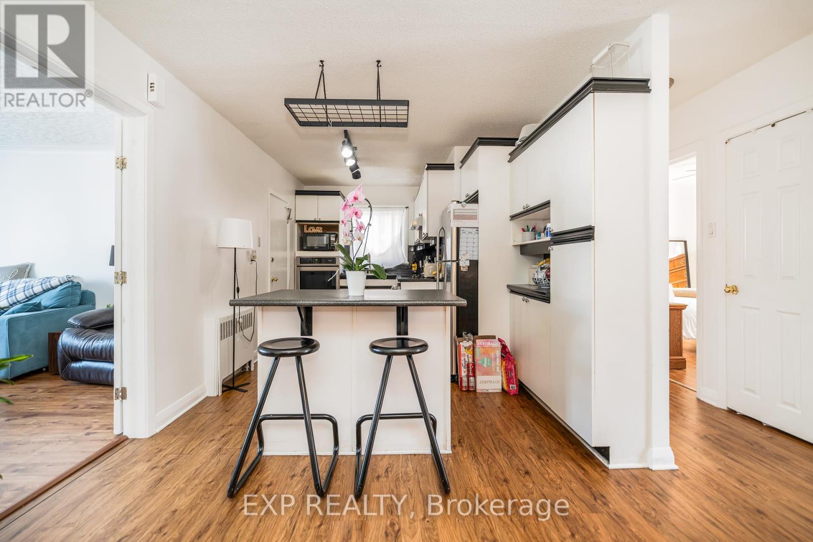 Photo 8 of 330 Donald Street, Ottawa ON
