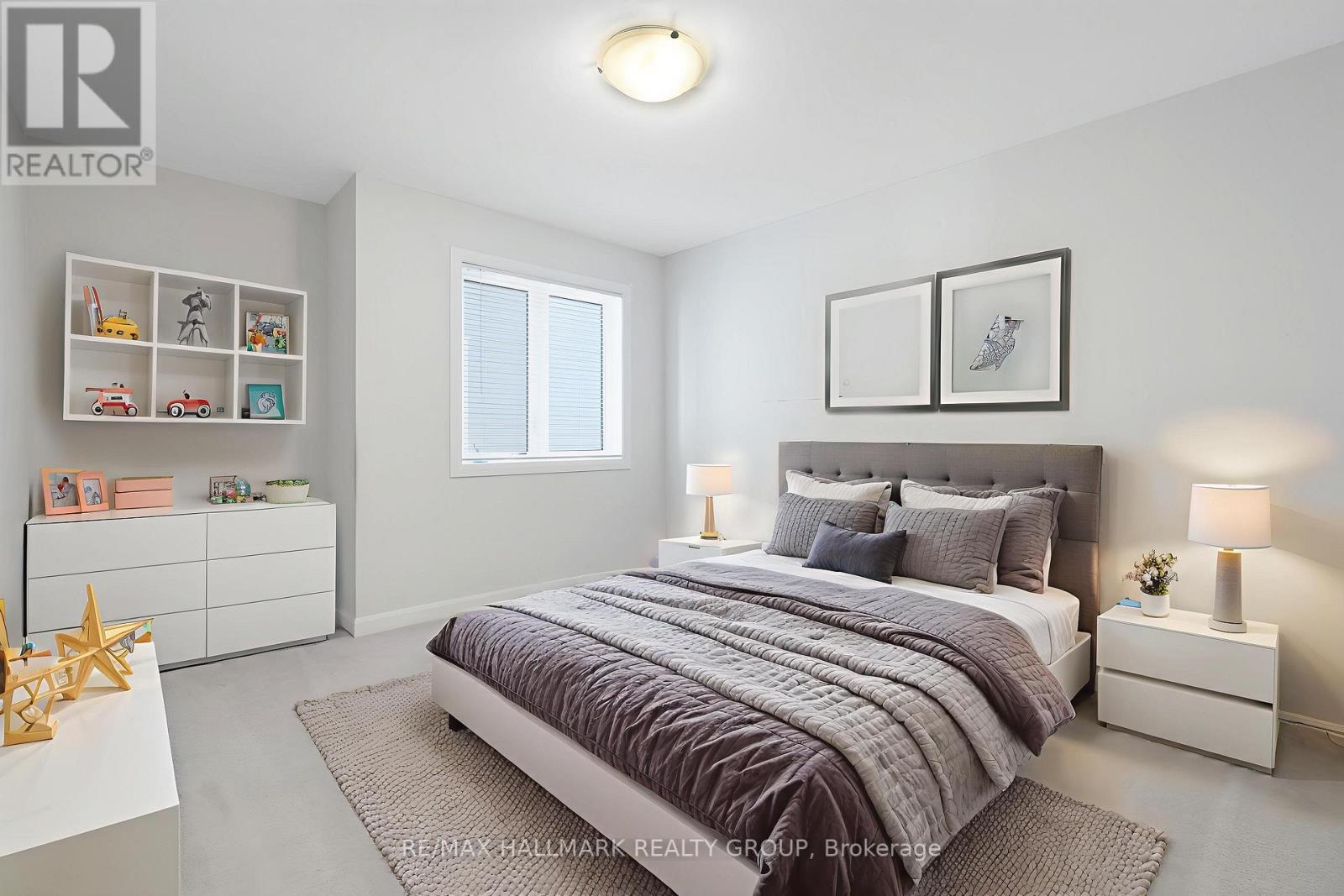 Photo 26 of 68 Ralph Erfle Way, Ottawa ON
