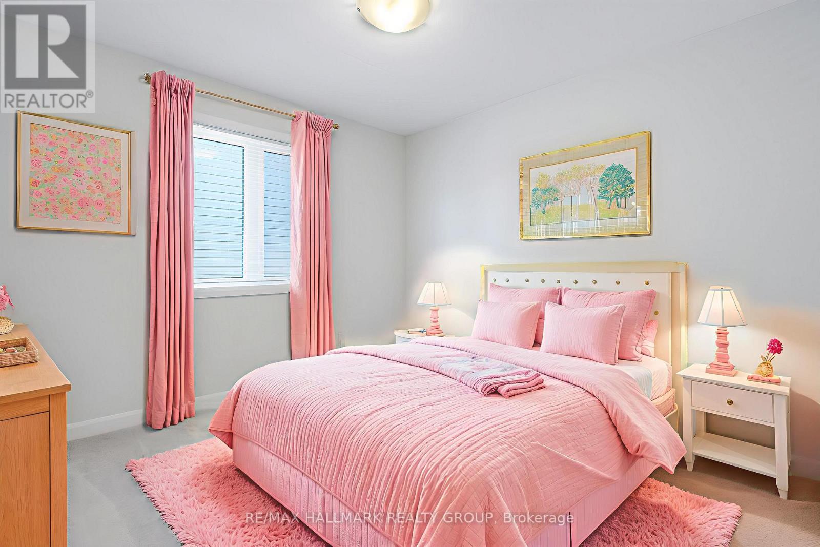 Photo 29 of 68 Ralph Erfle Way, Ottawa ON