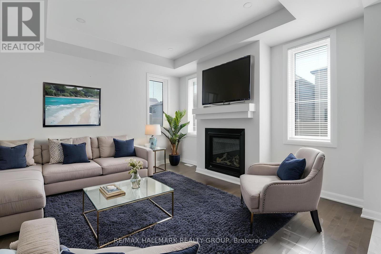 Photo 33 of 68 Ralph Erfle Way, Ottawa ON