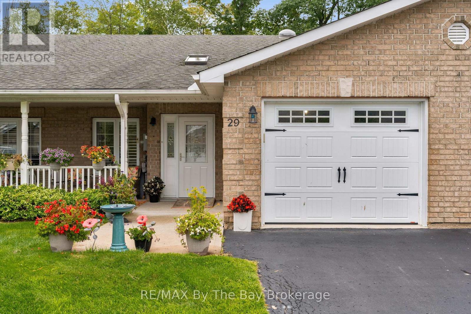 Photo 24 of 29 Meadow Lane, Wasaga Beach ON