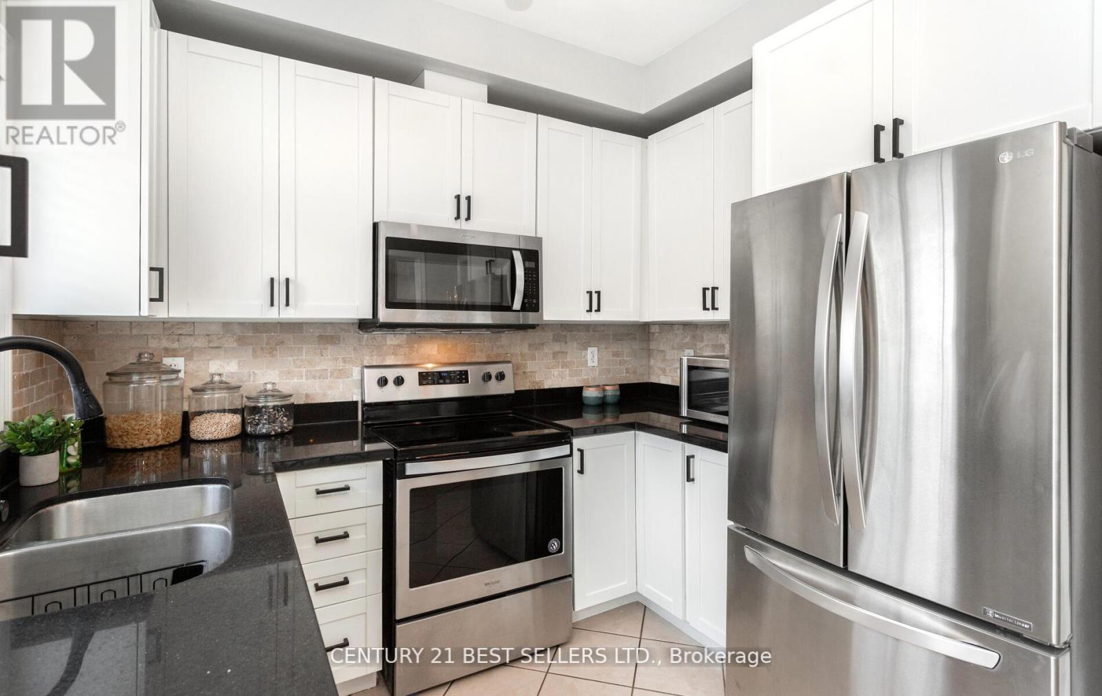 Photo 20 of 222 Andrews Trail, Milton ON