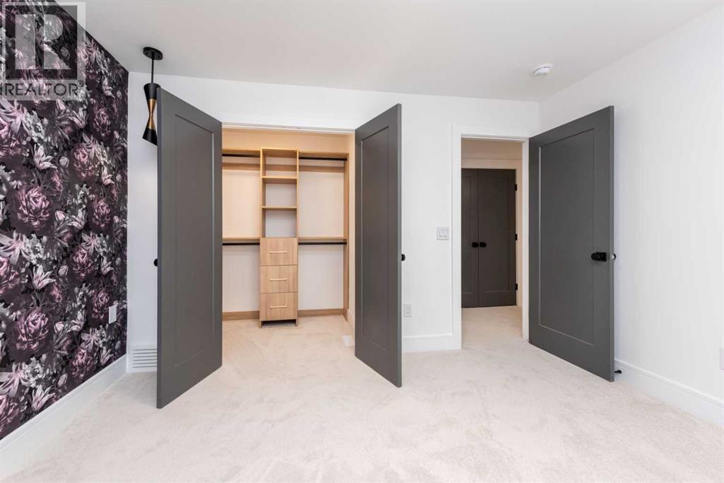 Photo 26 of 216 Pump Hill Crescent Sw, Calgary AB