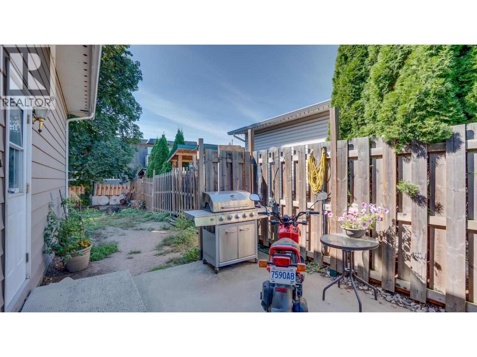 Photo 25 of 3303 Belaire Drive, Armstrong BC