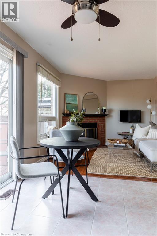 Photo 18 of 3261 Woodcroft Crescent, Burlington ON