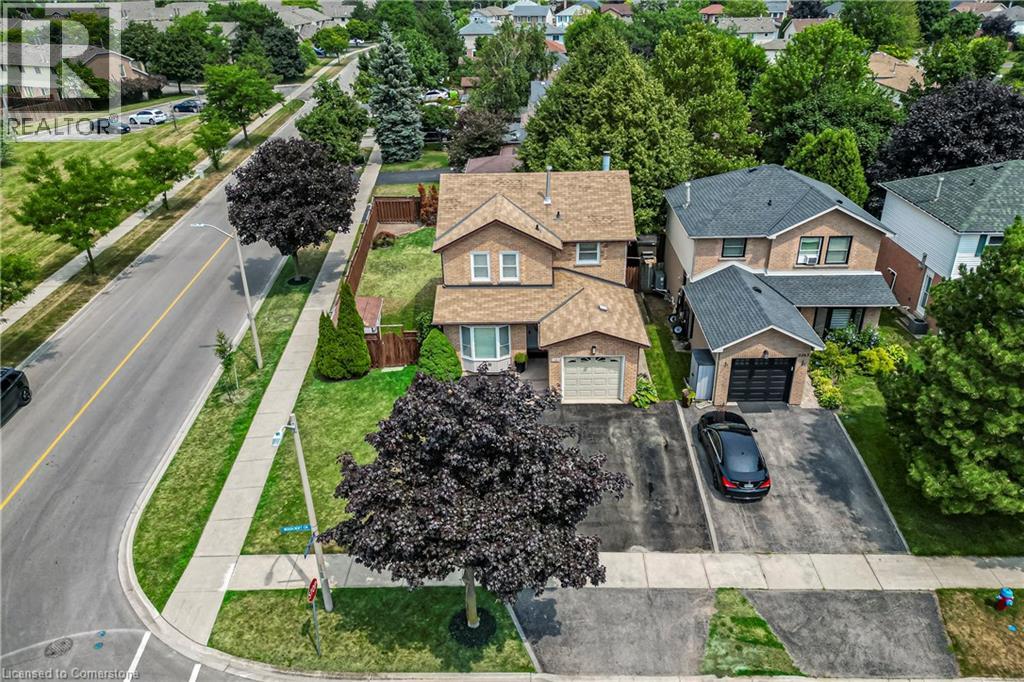 Photo 1 of 3261 Woodcroft Crescent, Burlington ON