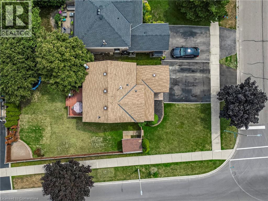 Photo 42 of 3261 Woodcroft Crescent, Burlington ON