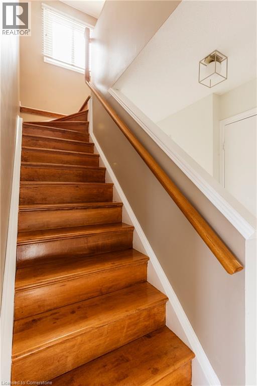 Photo 26 of 3261 Woodcroft Crescent, Burlington ON