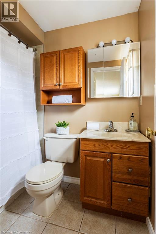 Photo 29 of 3261 Woodcroft Crescent, Burlington ON