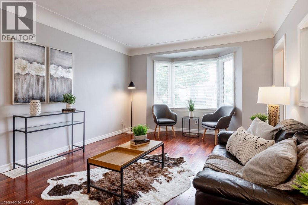 Photo 4 of 169 East 32nd Street, Hamilton ON