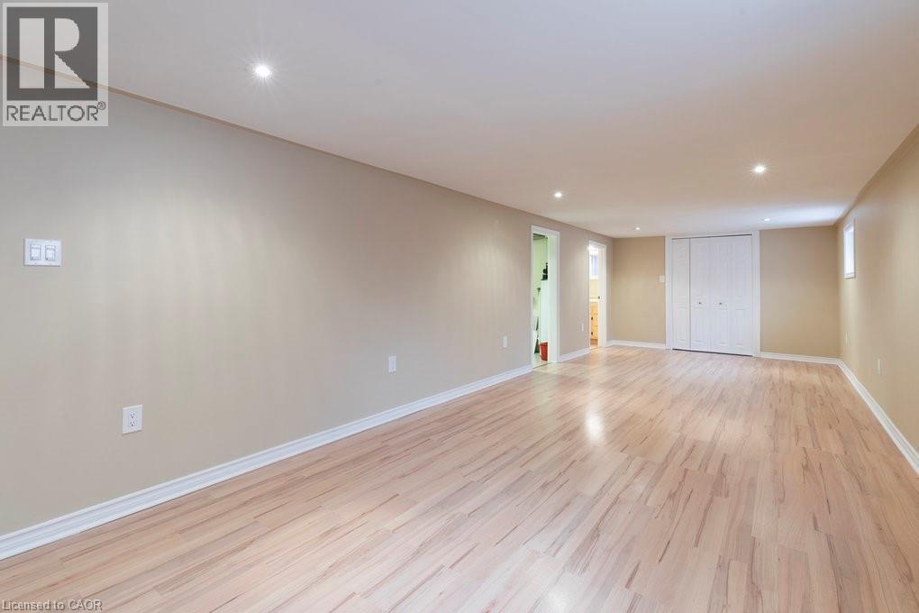 Photo 31 of 169 East 32nd Street, Hamilton ON