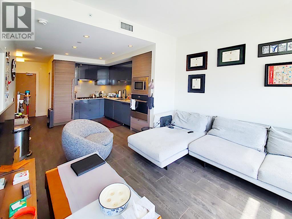 Photo 5 of 507 3438 Sawmill Crescent, Vancouver BC