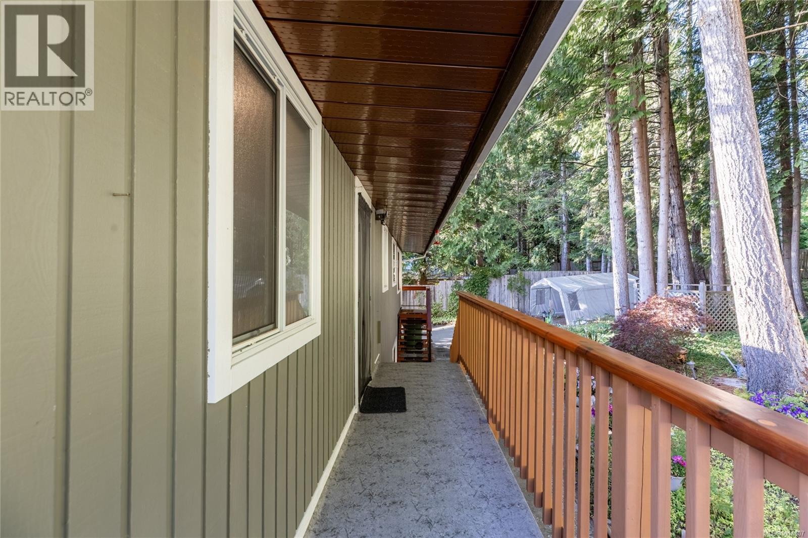 Photo 36 of 7692 Tozer Rd, Fanny Bay BC