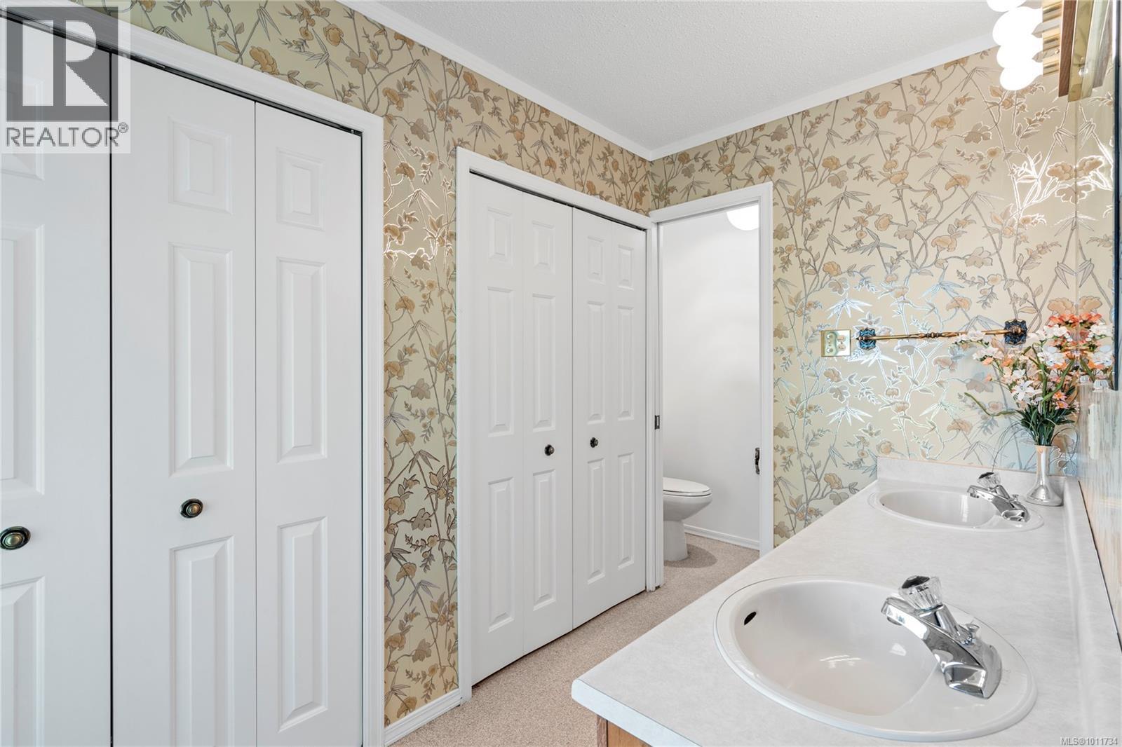 Photo 12 of 6782 Dickinson Rd, Nanaimo BC