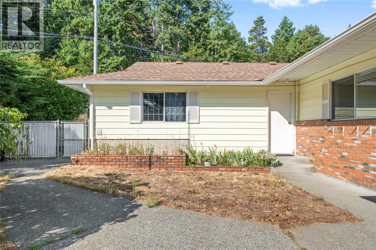 Photo 32 of 6782 Dickinson Rd, Nanaimo BC