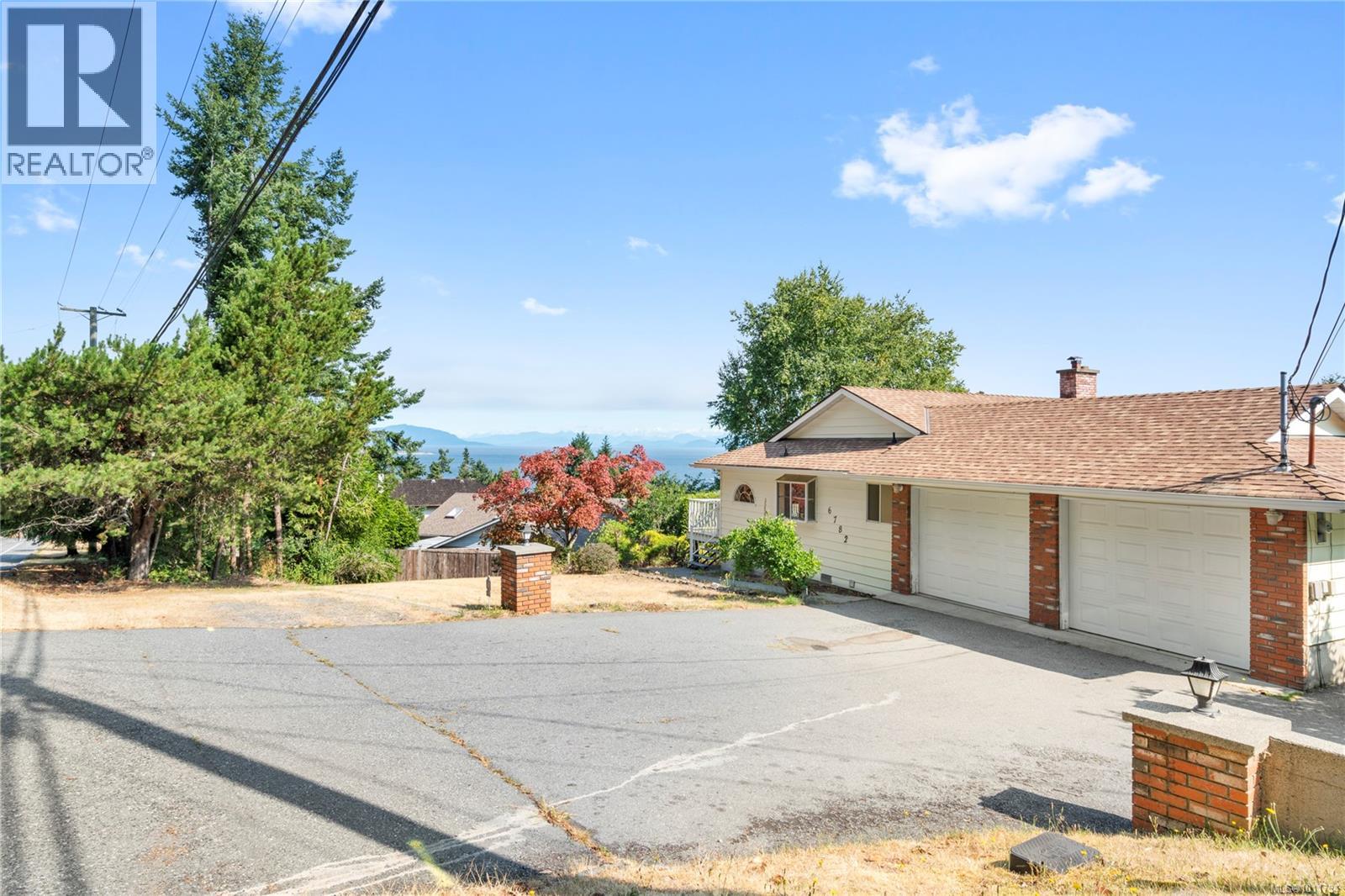 Photo 9 of 6782 Dickinson Rd, Nanaimo BC