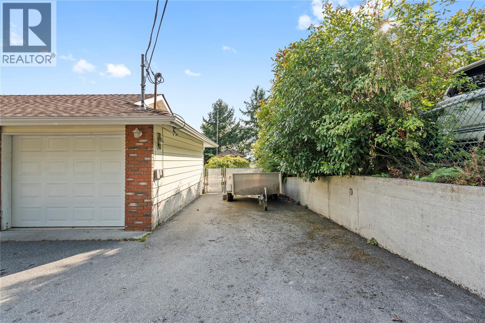 Photo 48 of 6782 Dickinson Rd, Nanaimo BC