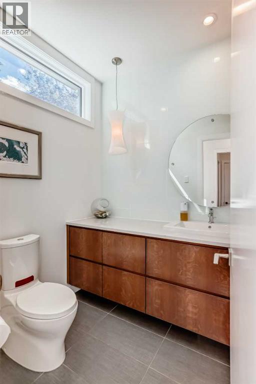 Photo 25 of 3216 5 Street Nw, Calgary AB