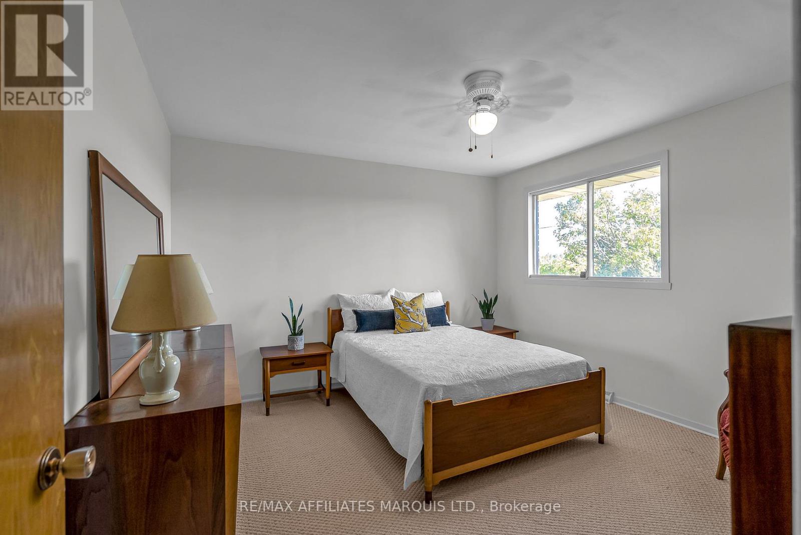 Photo 17 of 518 Blossom Park Drive, Cornwall ON
