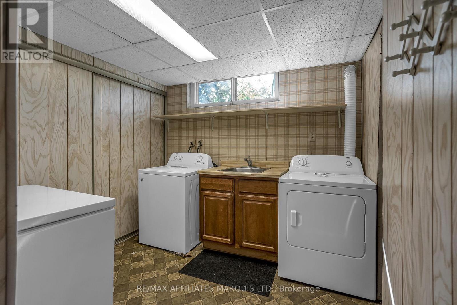 Photo 18 of 518 Blossom Park Drive, Cornwall ON
