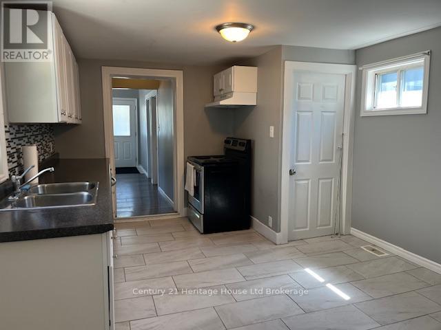 Photo 10 of 74 Wilson Street, Woodstock ON