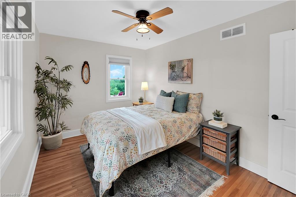 Photo 18 of 5503 Greenlane Road, Beamsville ON