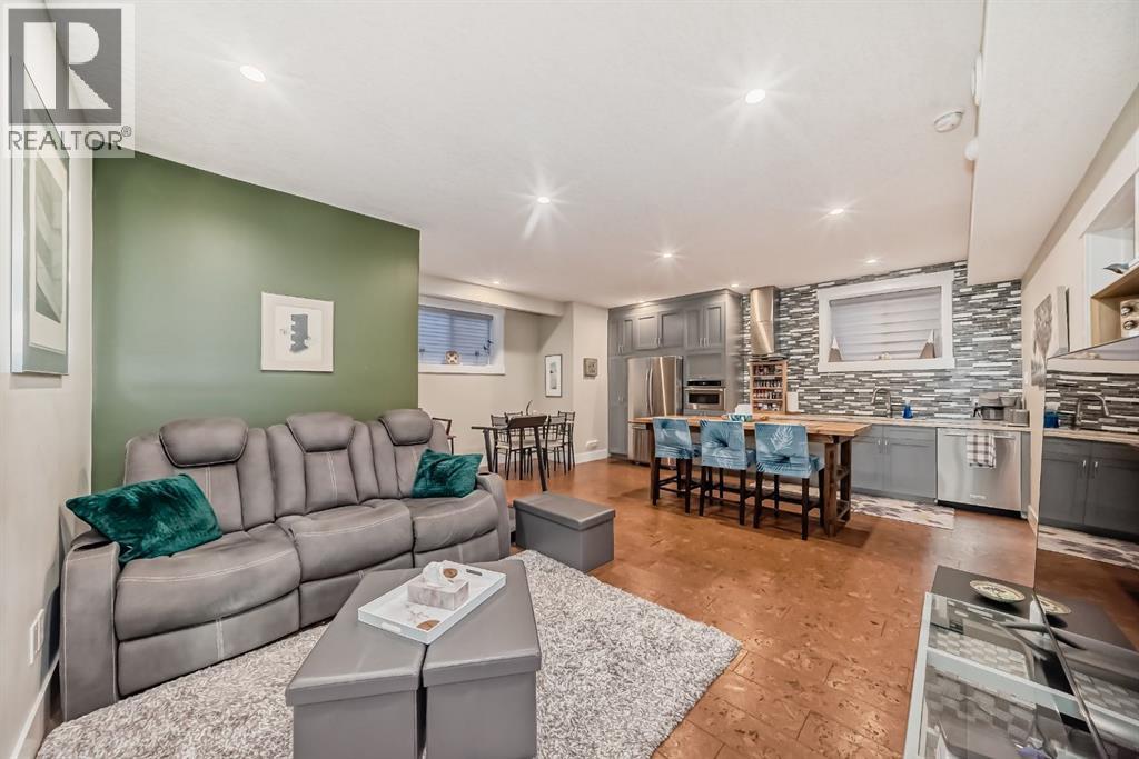 Photo 38 of 168 Kinniburgh Circle, Chestermere AB