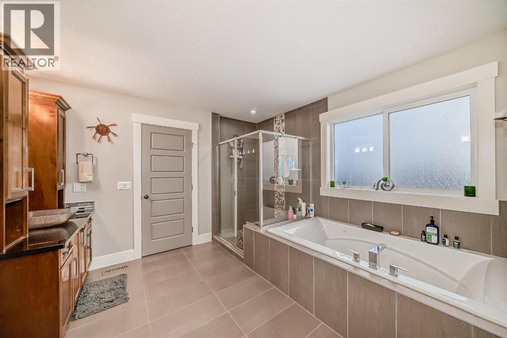 Photo 30 of 168 Kinniburgh Circle, Chestermere AB